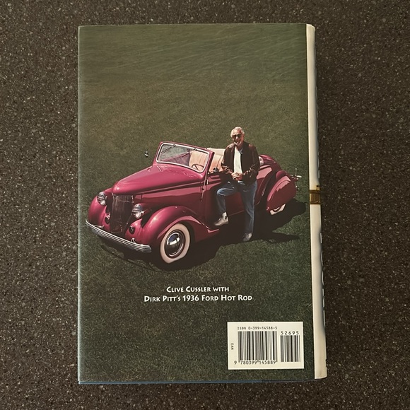 Atlantis Found - A Dirk Pitt Novel by Clive Cussler - Picture 4 of 10